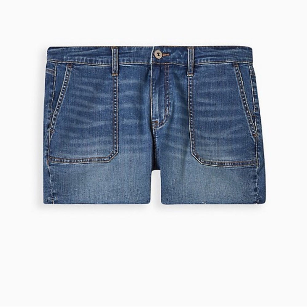 Torrid size 22 , 3.5’ inseam denim shorts